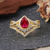 Ultra Luxurious Vintage Pear-Cut Natural Ruby Ring Set